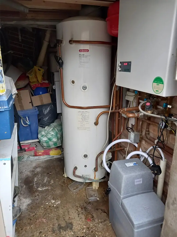 Boiler Servicing in Hornchurch | CAS Plumbing & Heating gallery image 3